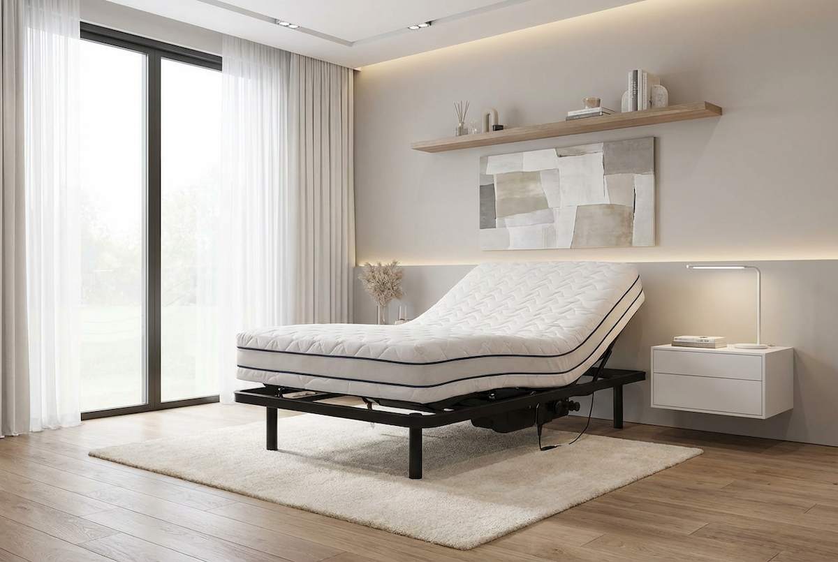 Ambiente dormitorio 2 con colchón de latex N21 en cama articulada