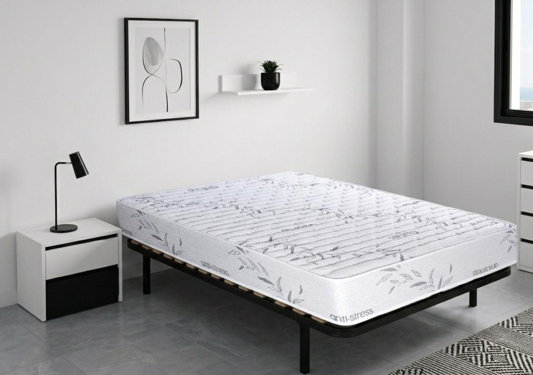 Ambiente dormitorio 1 con oferta colchon Ibiza + somier multilaminas